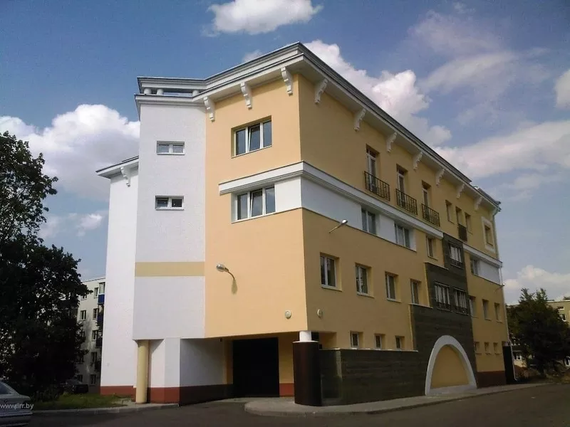 4-комнатная квартира по ул. Соломенной 25 (2 остановки от пл. Победы).